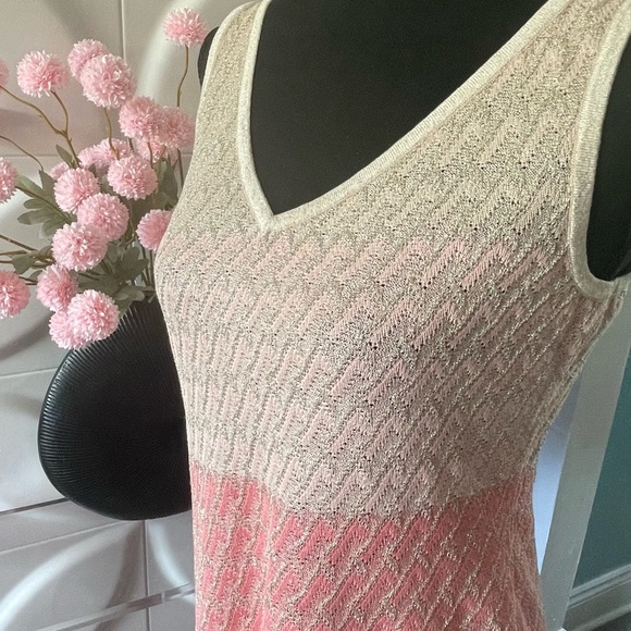 White House Black Market Geometric Coral Fade & Gold Metallic Tank Top Size XS - Picture 4 of 11